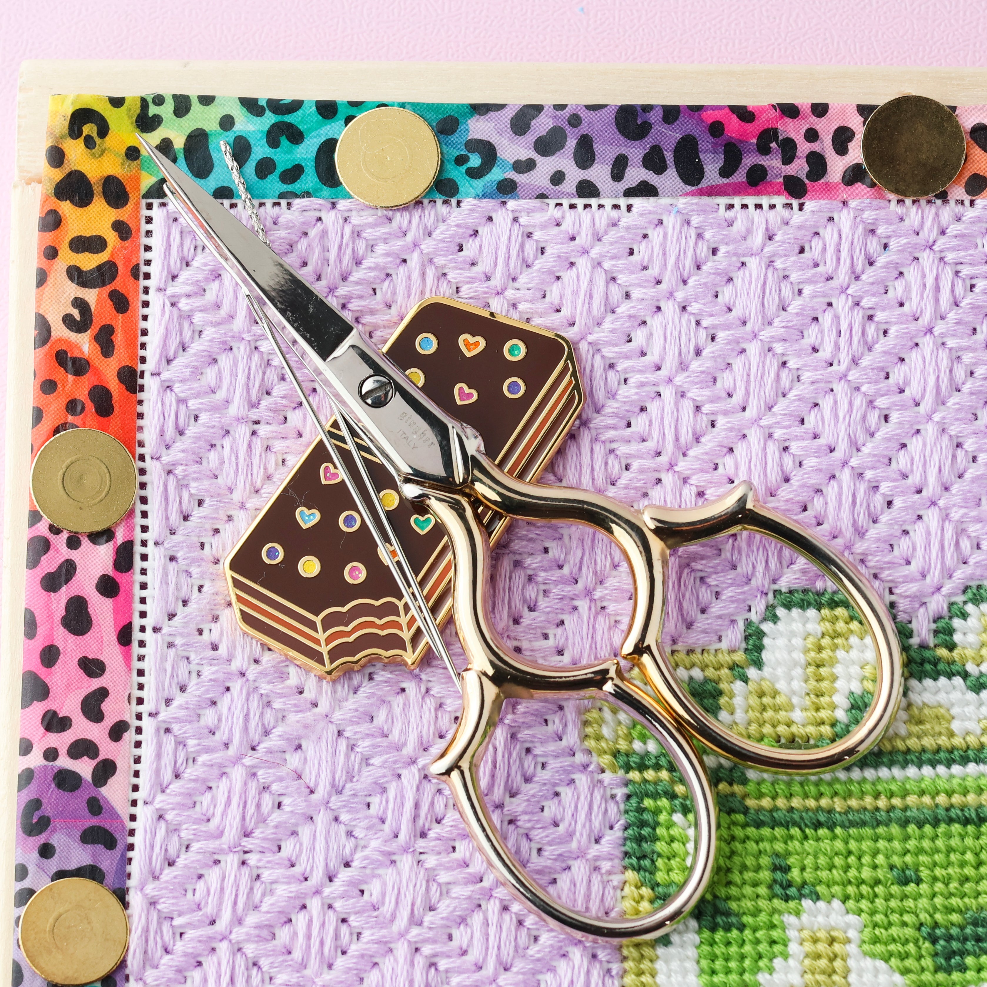 Cosmic Brownie Needle Minder