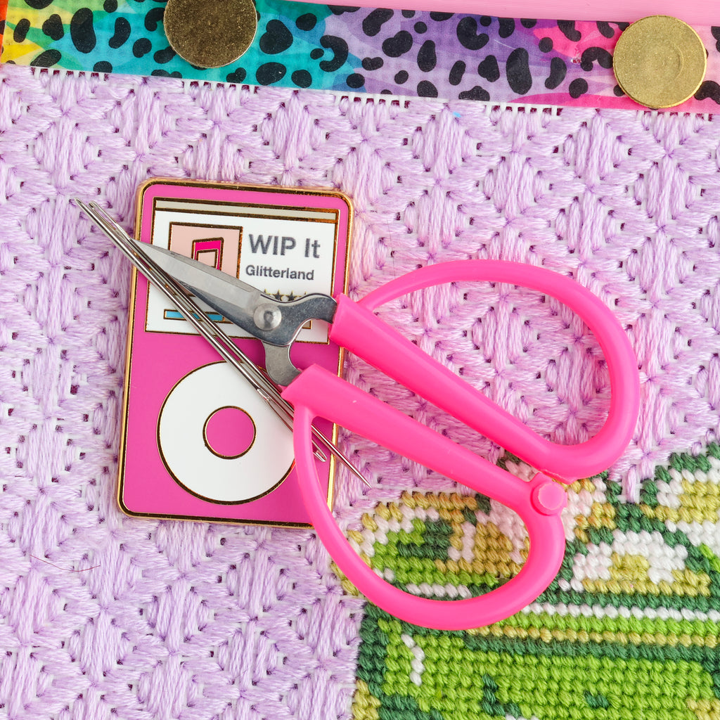 iPod Needle Minder