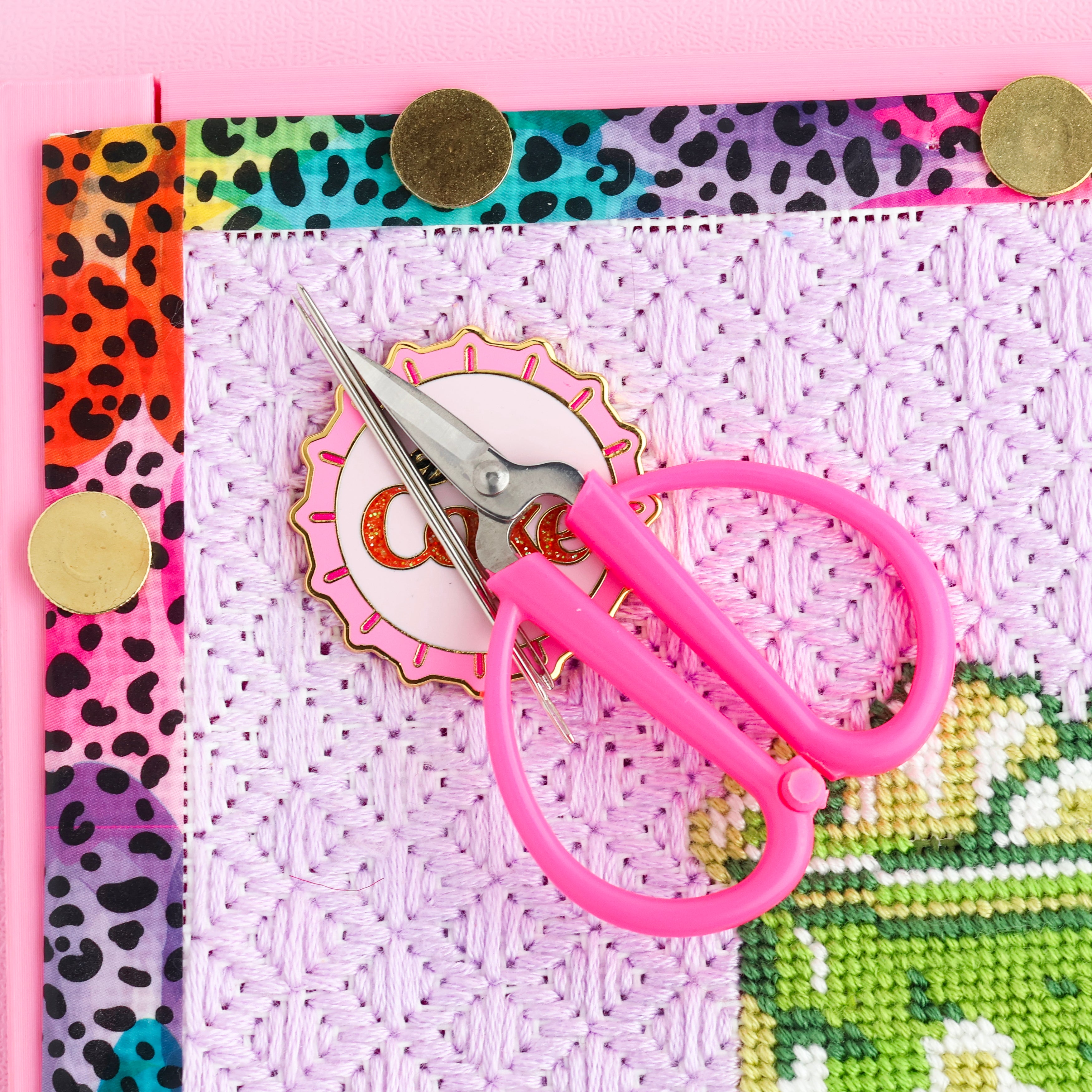 Diet Soda Bottle Cap Needle Minder
