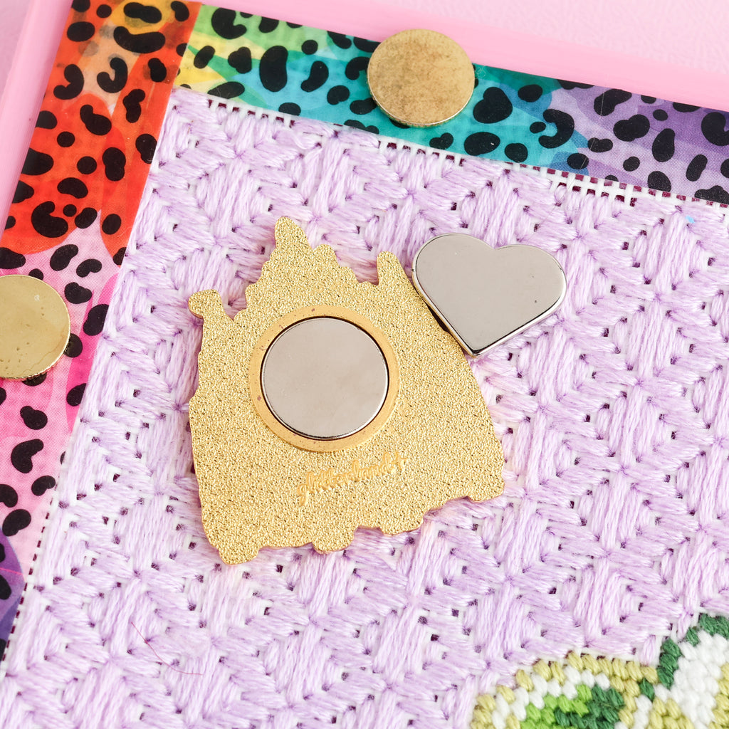 Musical Needle Minder