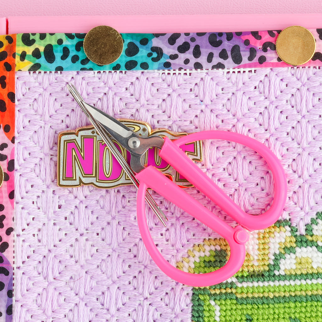 Bratty NDLPT Needle Minder