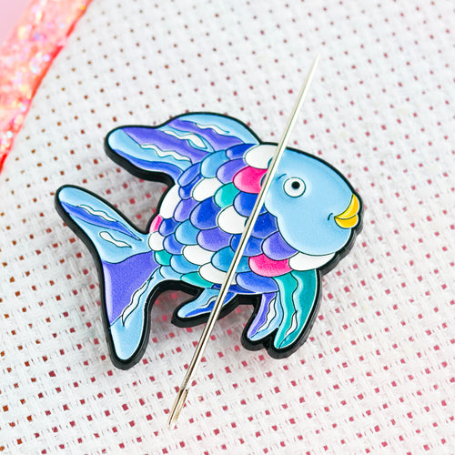 Bookish Fish Needle Minder