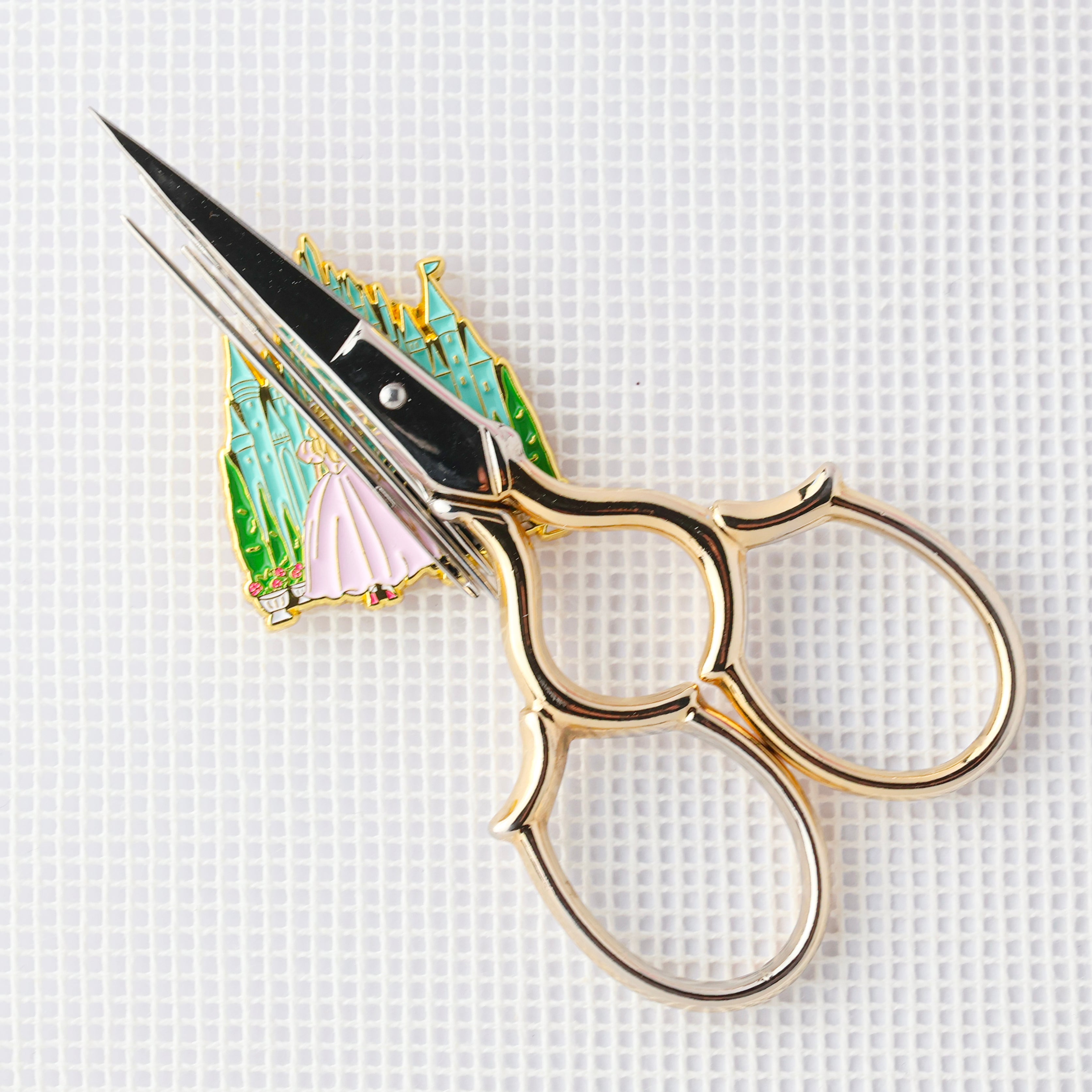 Musical Needle Minder