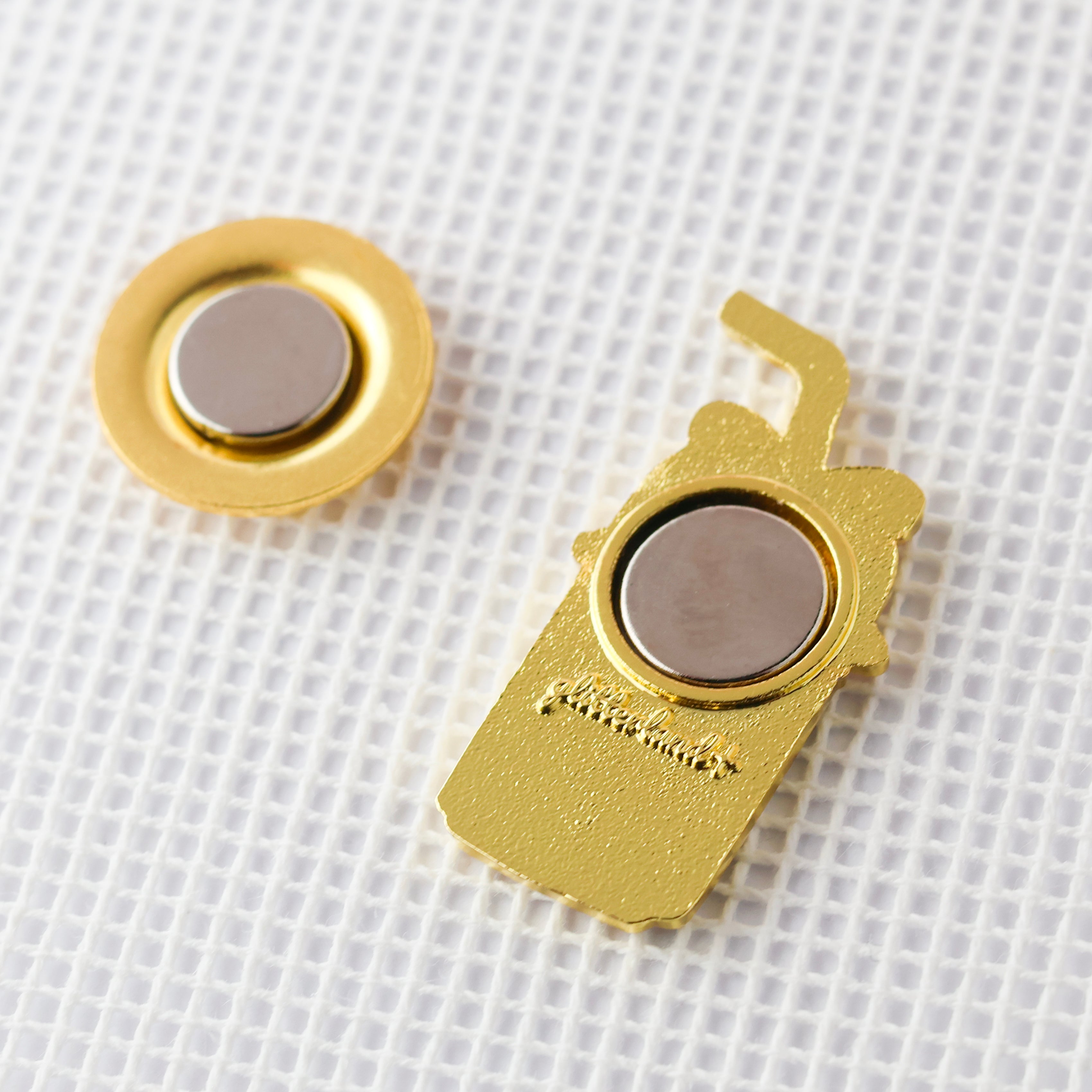 Diet Soda Can Needle Minder