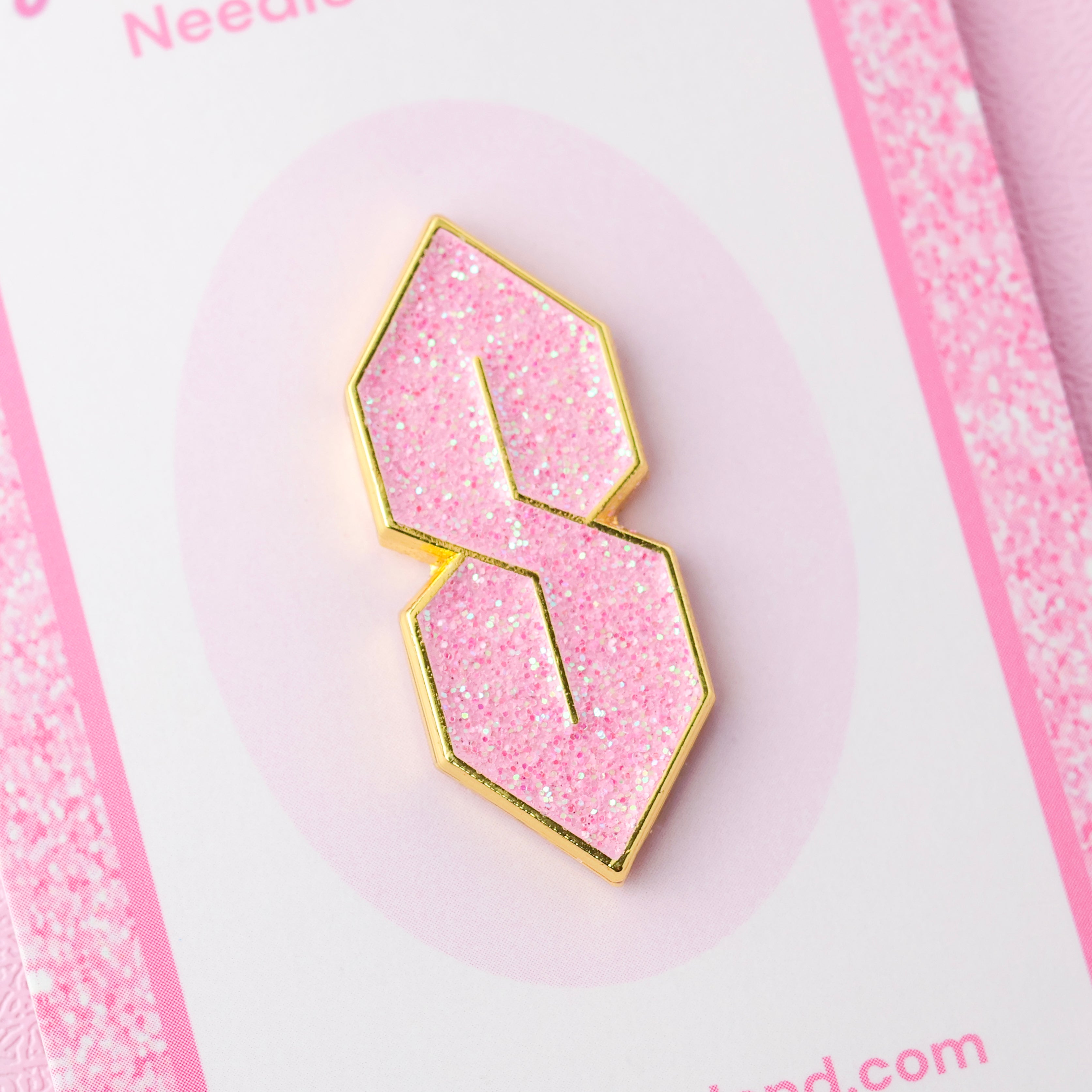 Retro S Needle Minder