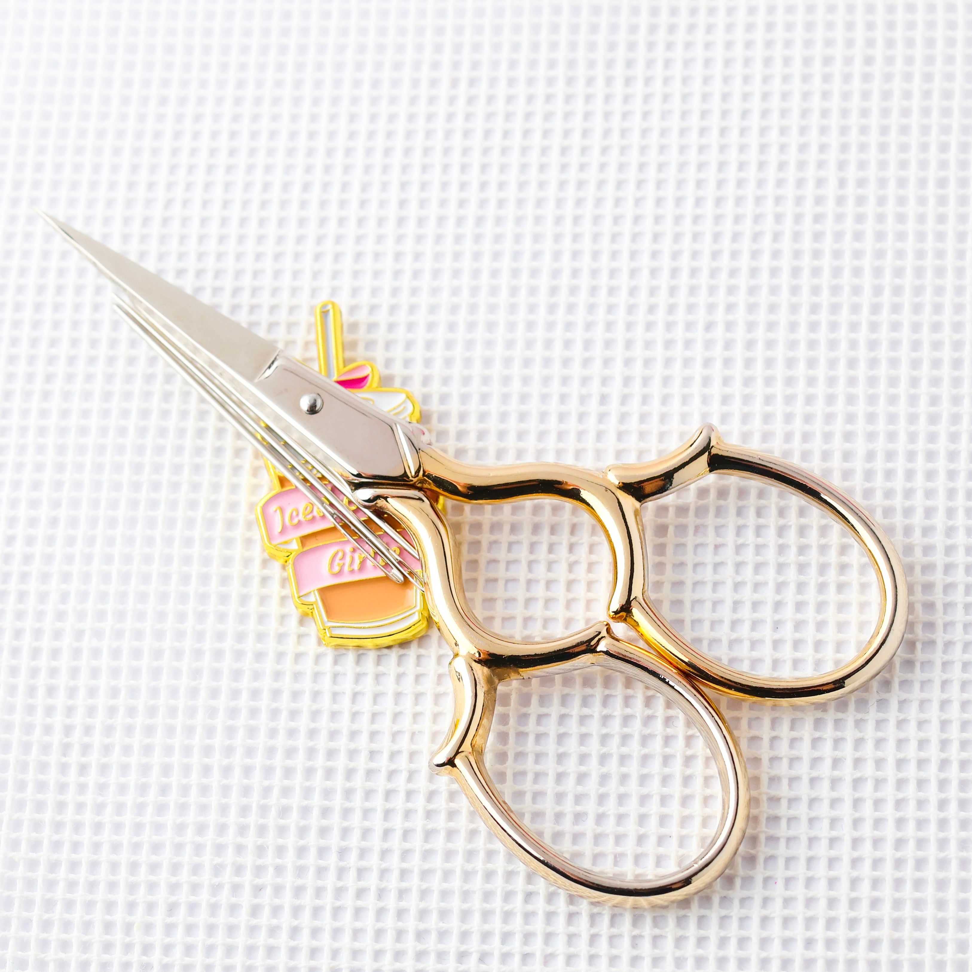 Iced Coffee Girlie Needle Minder