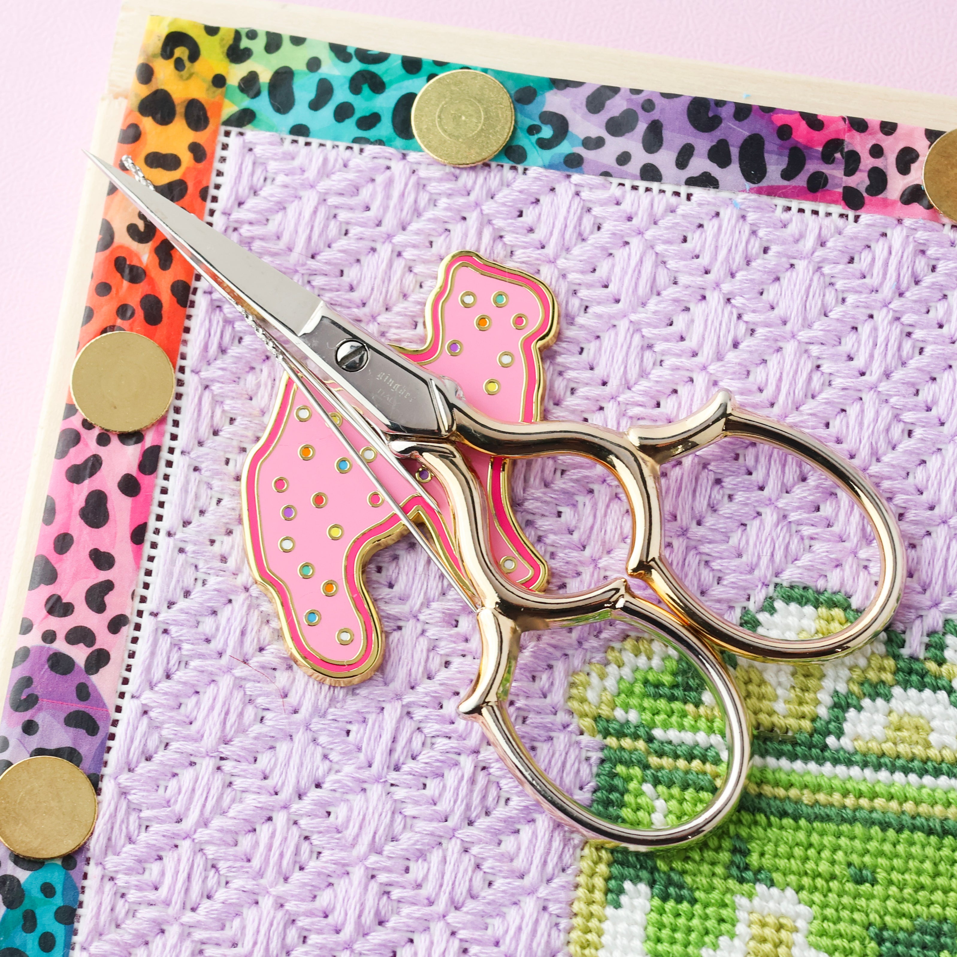 Animal Cookie Needle Minder